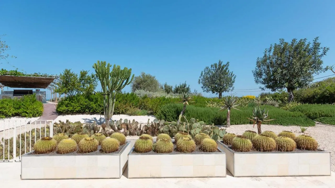Villa Majoli 9, Emma Villas Noto