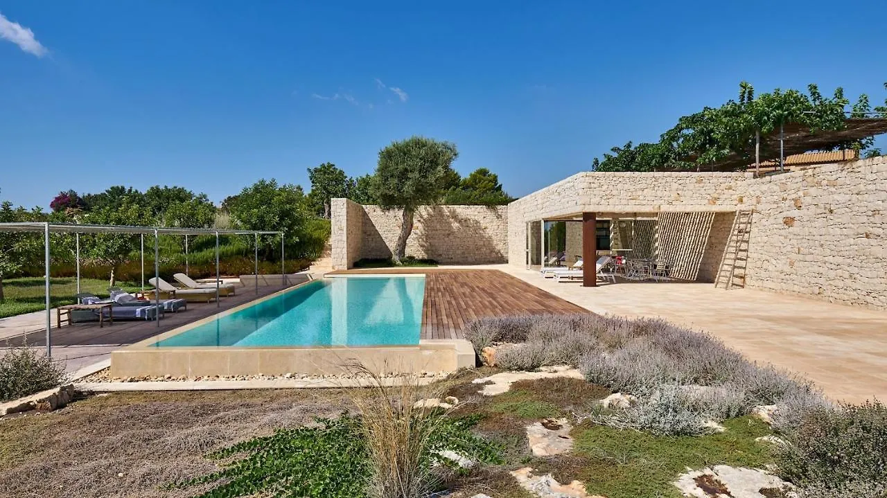 Villa Majoli 9, Emma Villas location