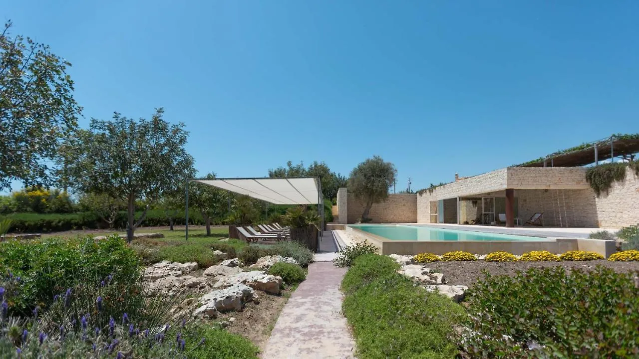 Villa Majoli 9, Emma Villas Noto